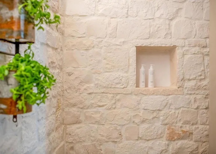 Trulli Di Luccio By Raro * 奥斯图尼